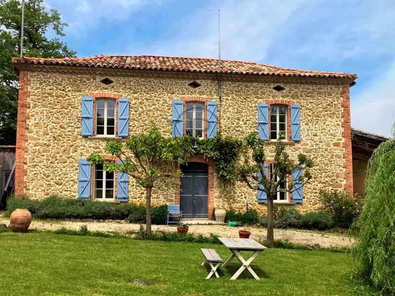 Villa - 253 m² - 8 pièces