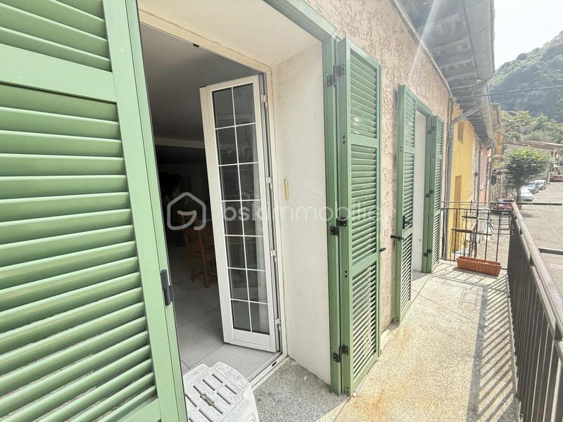 Appartement - 82 m² - 3 pièces