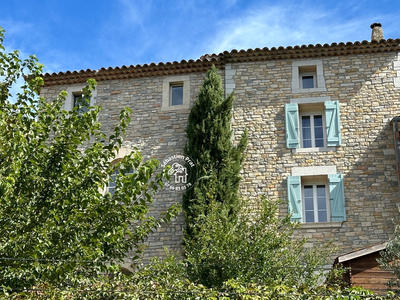 Maison - 114 m² - 5 pièces