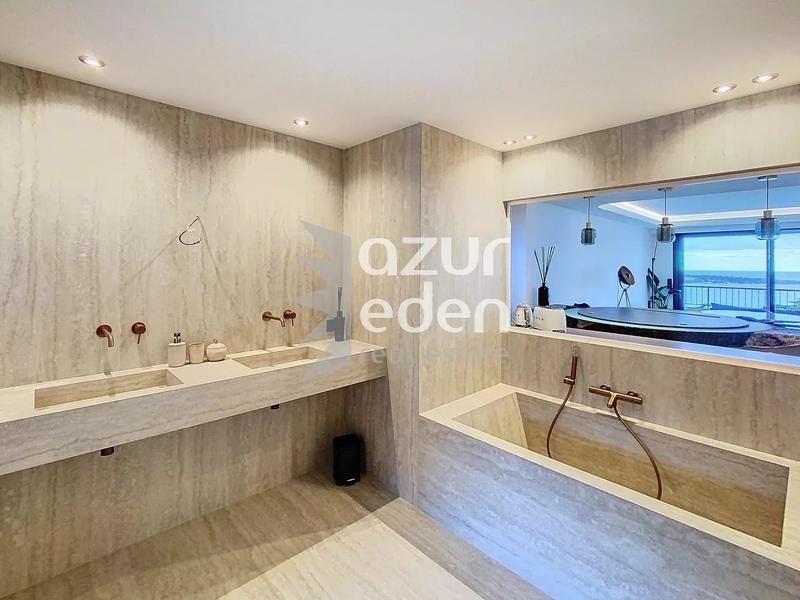 Appartement - 114 m² - 4 pièces