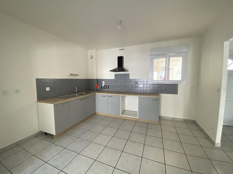 Appartement - 82 m² - 3 pièces