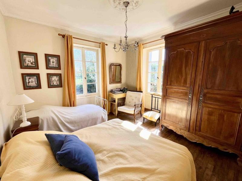 Maison de village - 188 m² - 9 pièces