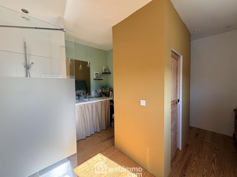 Maison - 137 m² - 6 pièces