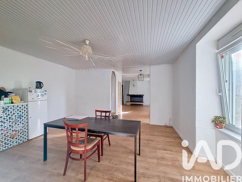 Maison - 182 m² - 9 pièces