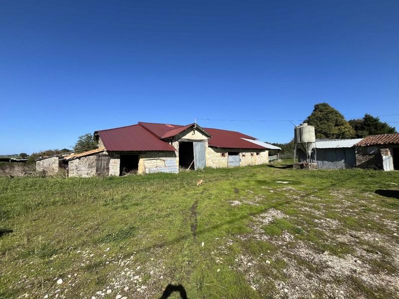 Propriété - 88 m² - 4 pièces