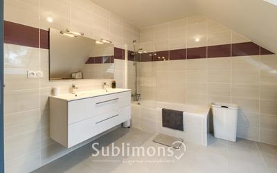 Maison - 131 m² - 5 pièces