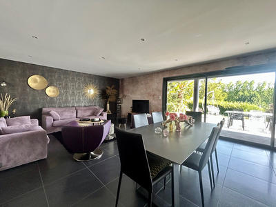 Maison - 130 m² - 5 pièces