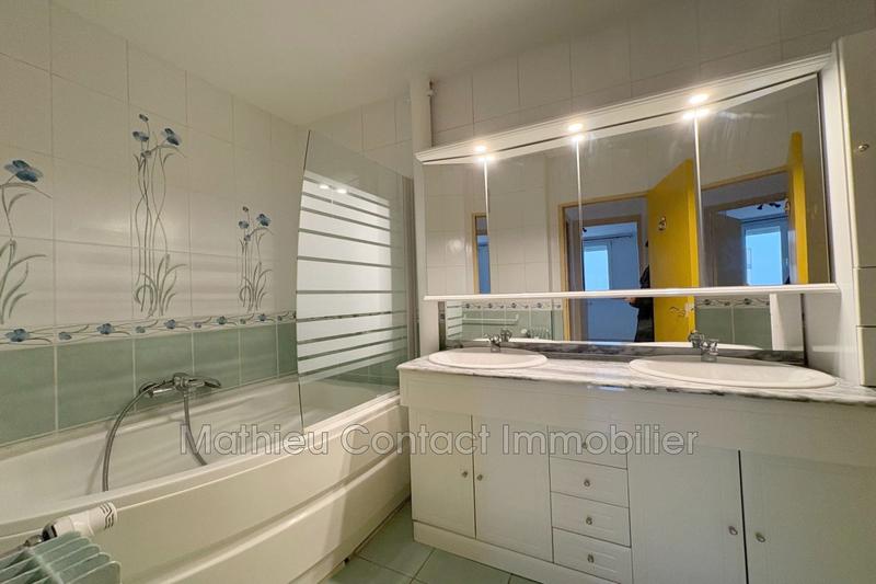 Appartement - 64 m² - 4 pièces