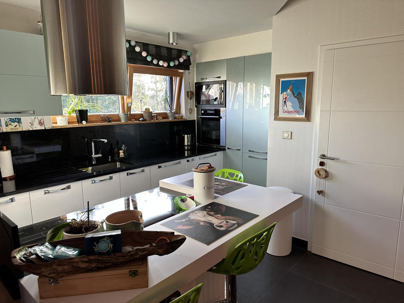 Appartement - 92 m² - 3 pièces