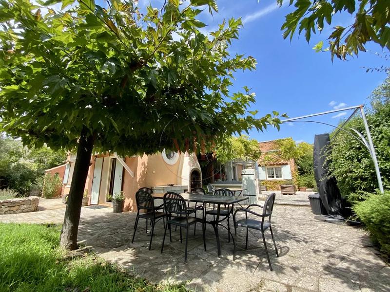 Villa - 210 m² - 7 pièces