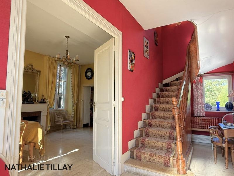 Maison bourgeoise - 204 m² - 6 pièces