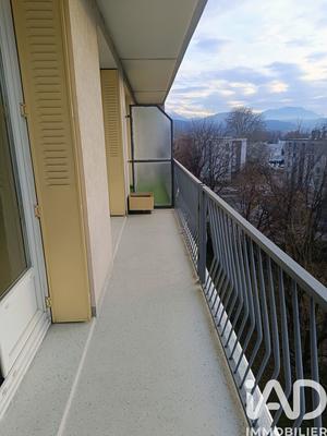 Appartement - 66 m² - 4 pièces