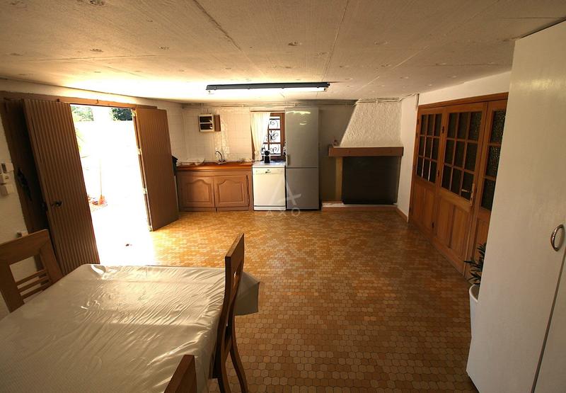 Maison - 256 m² - 7 pièces