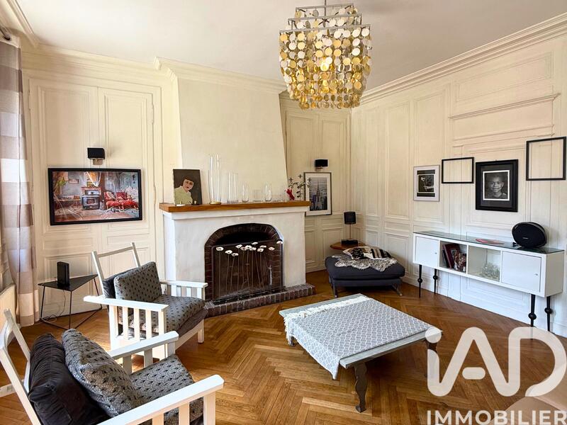 Maison - 175 m² - 7 pièces