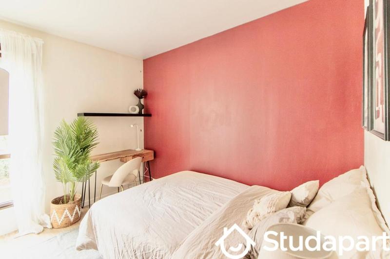 Chambre - 15 m² - 1 pièce