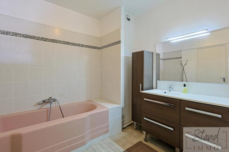 Appartement - 115 m² - 4 pièces