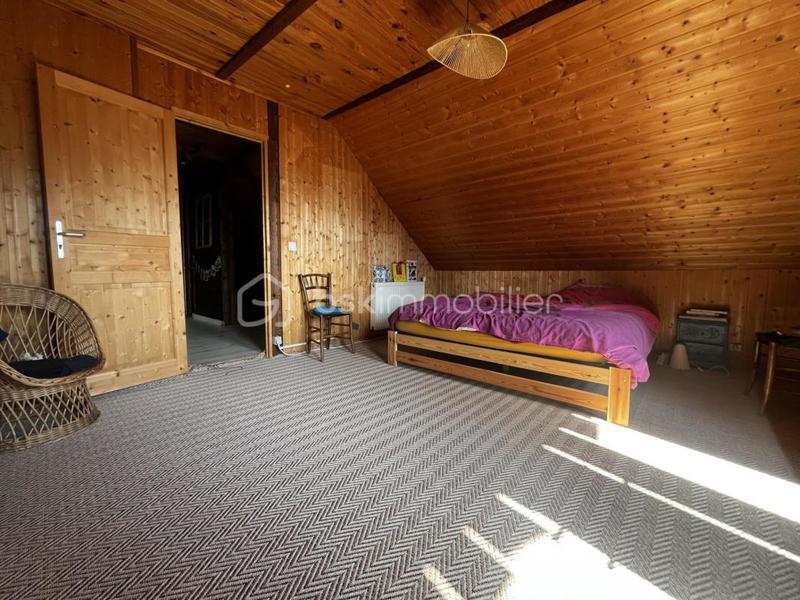 Châlet - 204 m² - 5 pièces