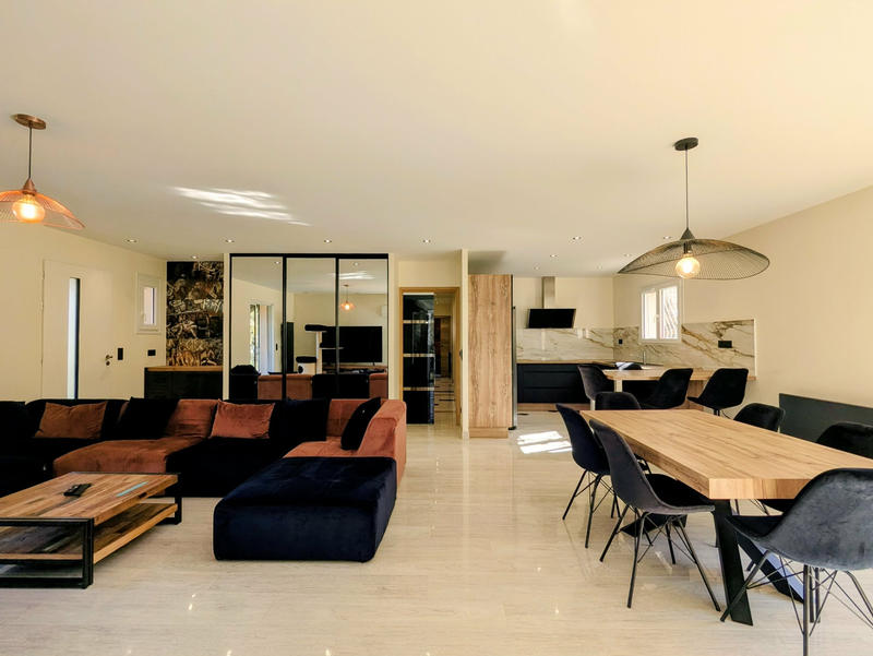 Villa - 160 m² - 7 pièces