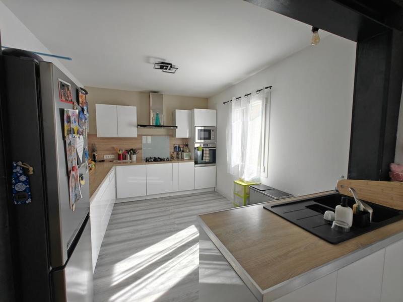 Villa - 146 m² - 6 pièces