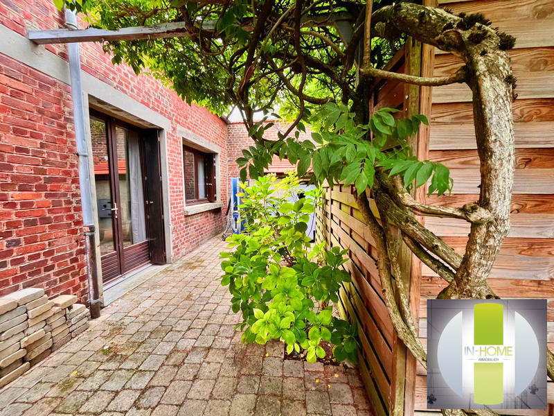 Maison - 272 m² - 2 pièces