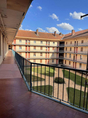 Appartement - 65 m² - 3 pièces