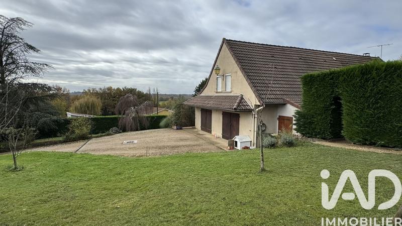 Maison - 140 m² - 5 pièces