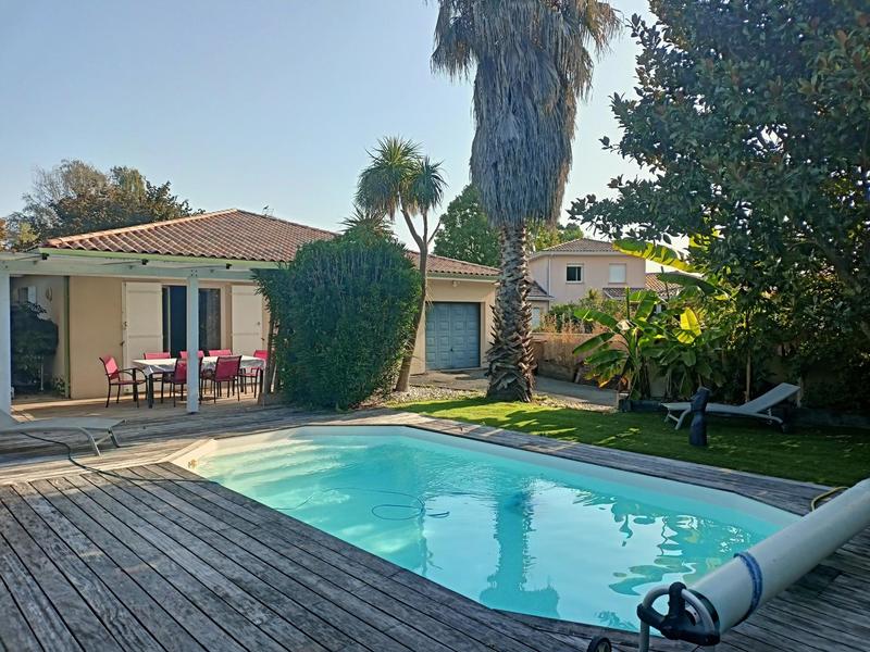 Maison - 95 m² - 4 pièces