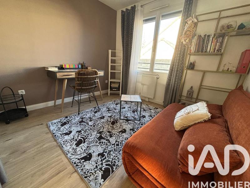 Maison - 95 m² - 5 pièces