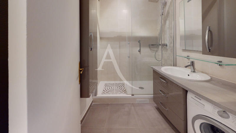 Appartement - 57 m² - 2 pièces