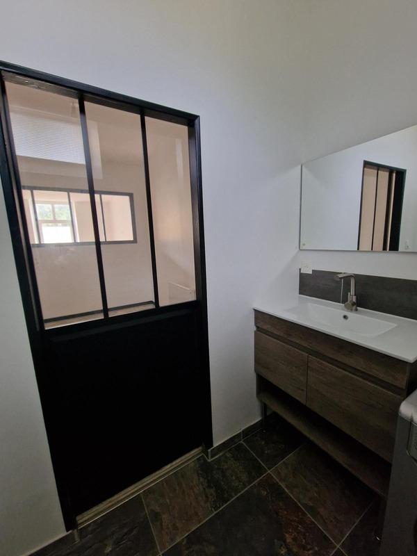 Maison - 500 m² - 20 pièces