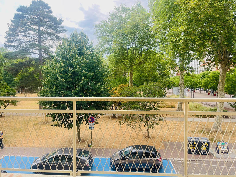 Appartement - 166 m² - 5 pièces