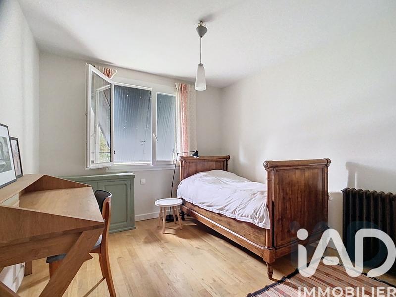 Maison - 198 m² - 7 pièces