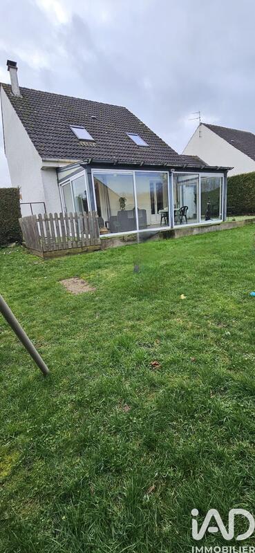 Maison - 100 m² - 6 pièces