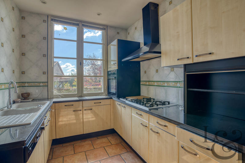 Maison - 148 m² - 5 pièces