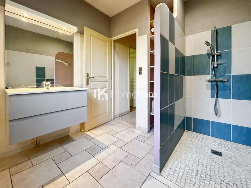 Maison - 115 m² - 6 pièces