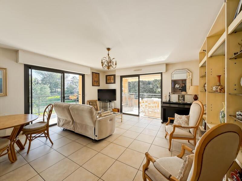 Appartement - 75 m² - 3 pièces