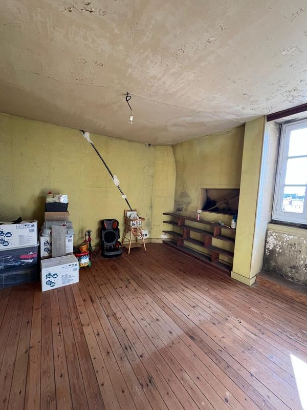 Maison ancienne - 240 m² - 9 pièces