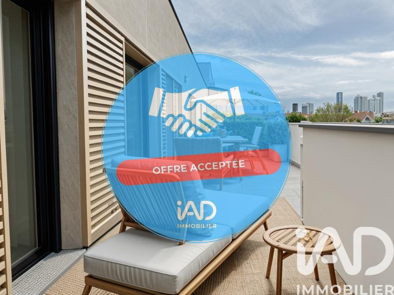 Appartement - 100 m² - 5 pièces