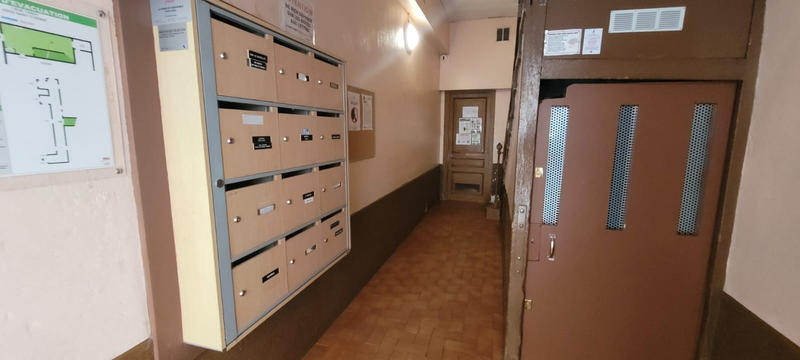 Appartement - 95 m² - 4 pièces