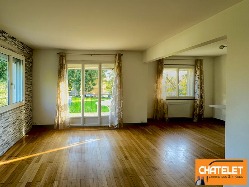 Maison - 163 m² - 7 pièces