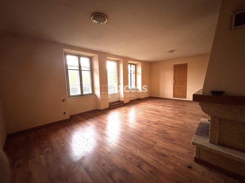 Appartement - 121 m² - 6 pièces