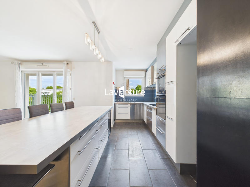 Appartement - 89 m² - 4 pièces