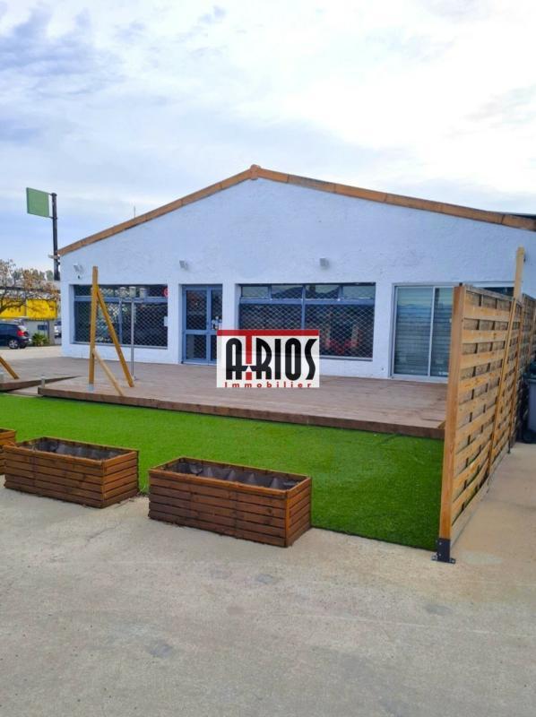 Local commercial - 235 m²