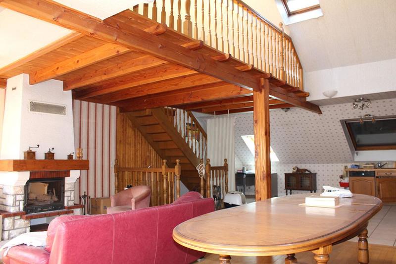 Immeuble - 186 m² - 9 pièces