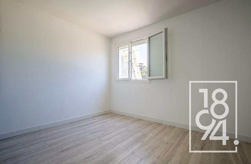 Maison - 180 m² - 5 pièces