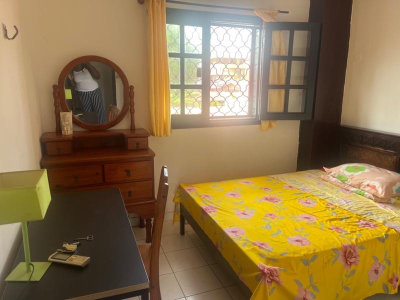 Maison - 232 m² - 10 pièces