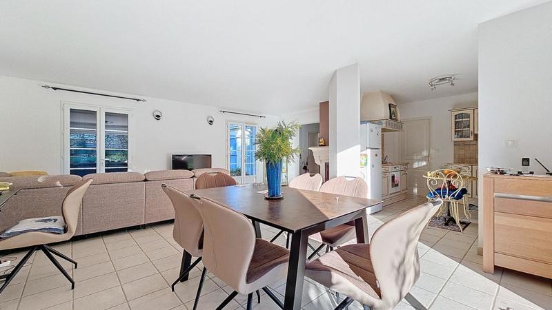 Maison - 133 m² - 6 pièces