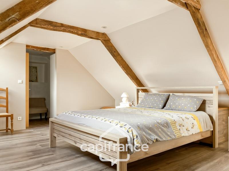 Maison - 257 m² - 6 pièces