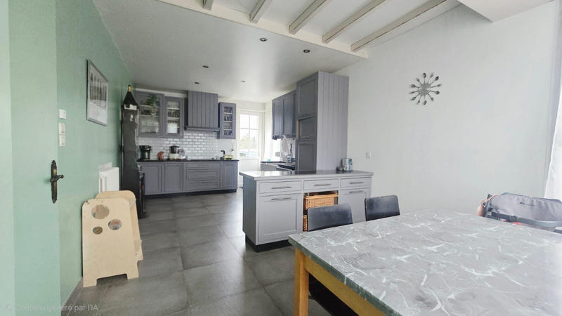 Maison - 272 m² - 9 pièces