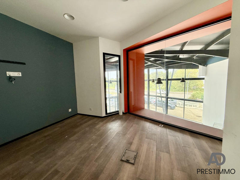 Local commercial - 300 m²